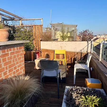 Apartmán Elegant Rooftop Studio With Shared Terrace And Jacuzzi